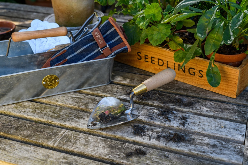 Sophie Conran - Heart Shaped Trowel (Gift Boxed)