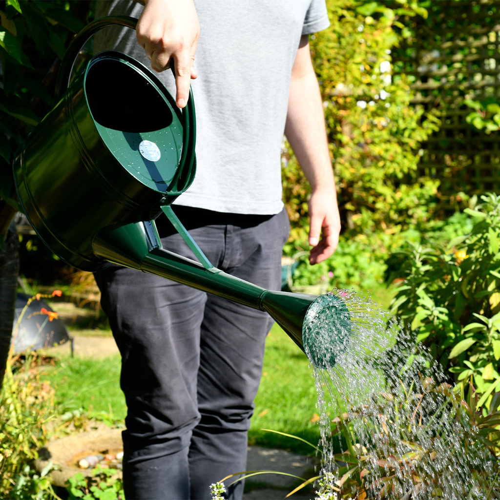 Waterfall Watering Can 9 Litre - Green