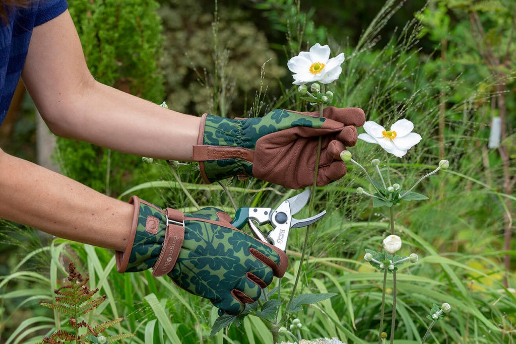 Love the Glove - Oak Leaf Moss