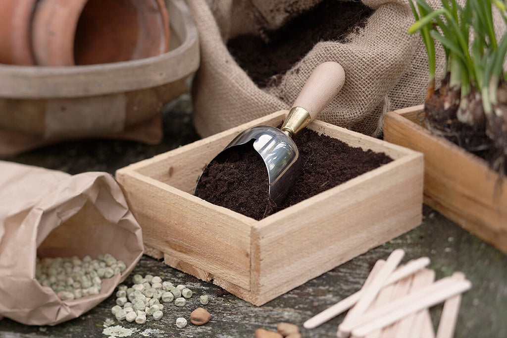 Sophie Conran - Compost Sccop (gift boxed)