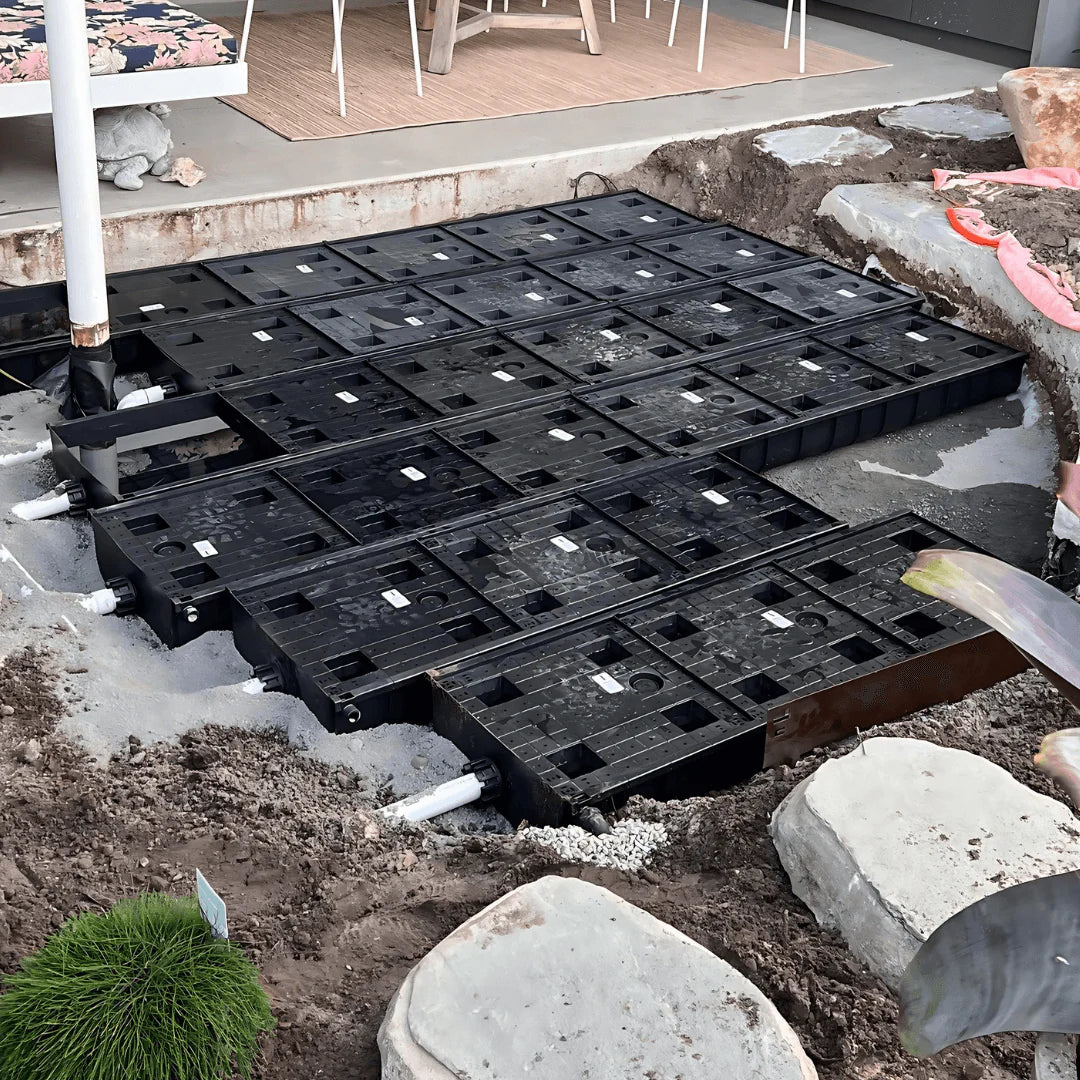 raised garden bed self watering"