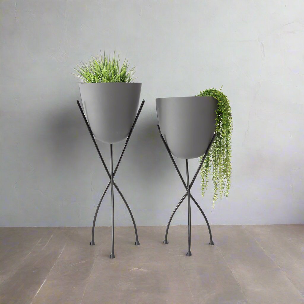 Willow &amp; Silk Nested Grey Stilted Pot Planter Stand Set of 2