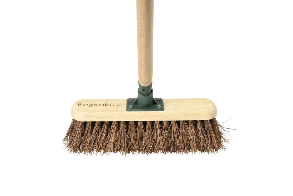 RHS Garden Brush 12" Bassine