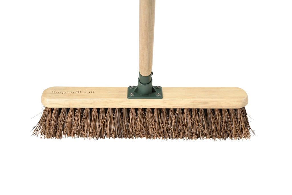 RHS Garden Brush 18" Bassine