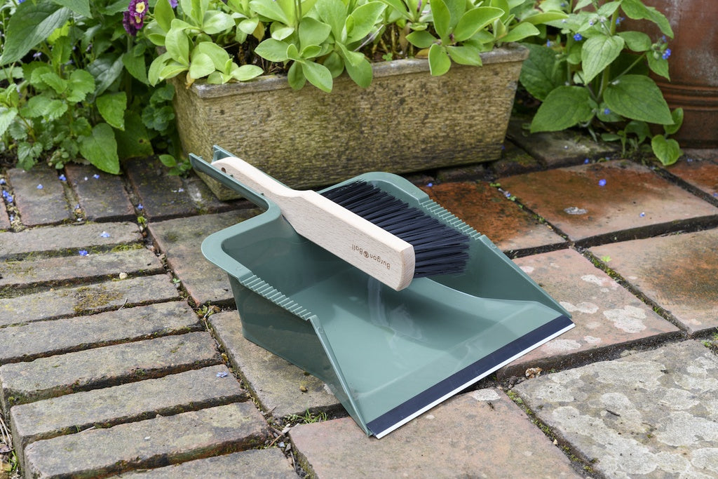 RHS Large Dustpan & Brush Set