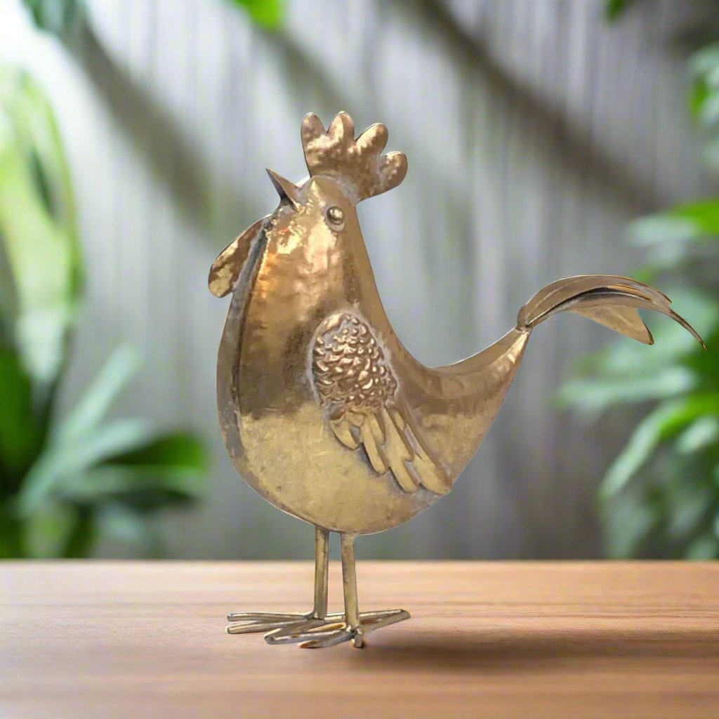 Lustre Gold Chook w/Long Tail